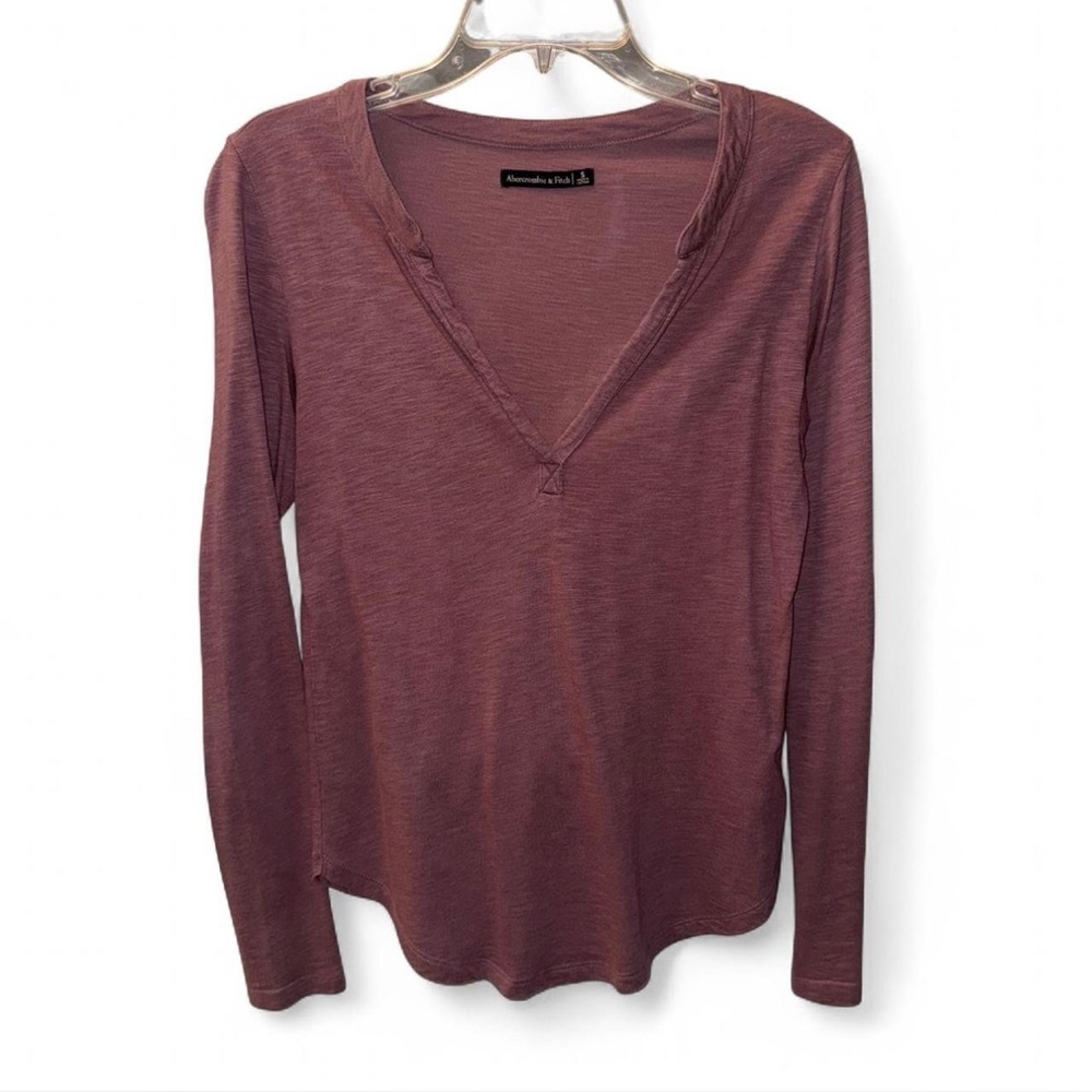 Abercrombie & Fitch mauve long sleeve top